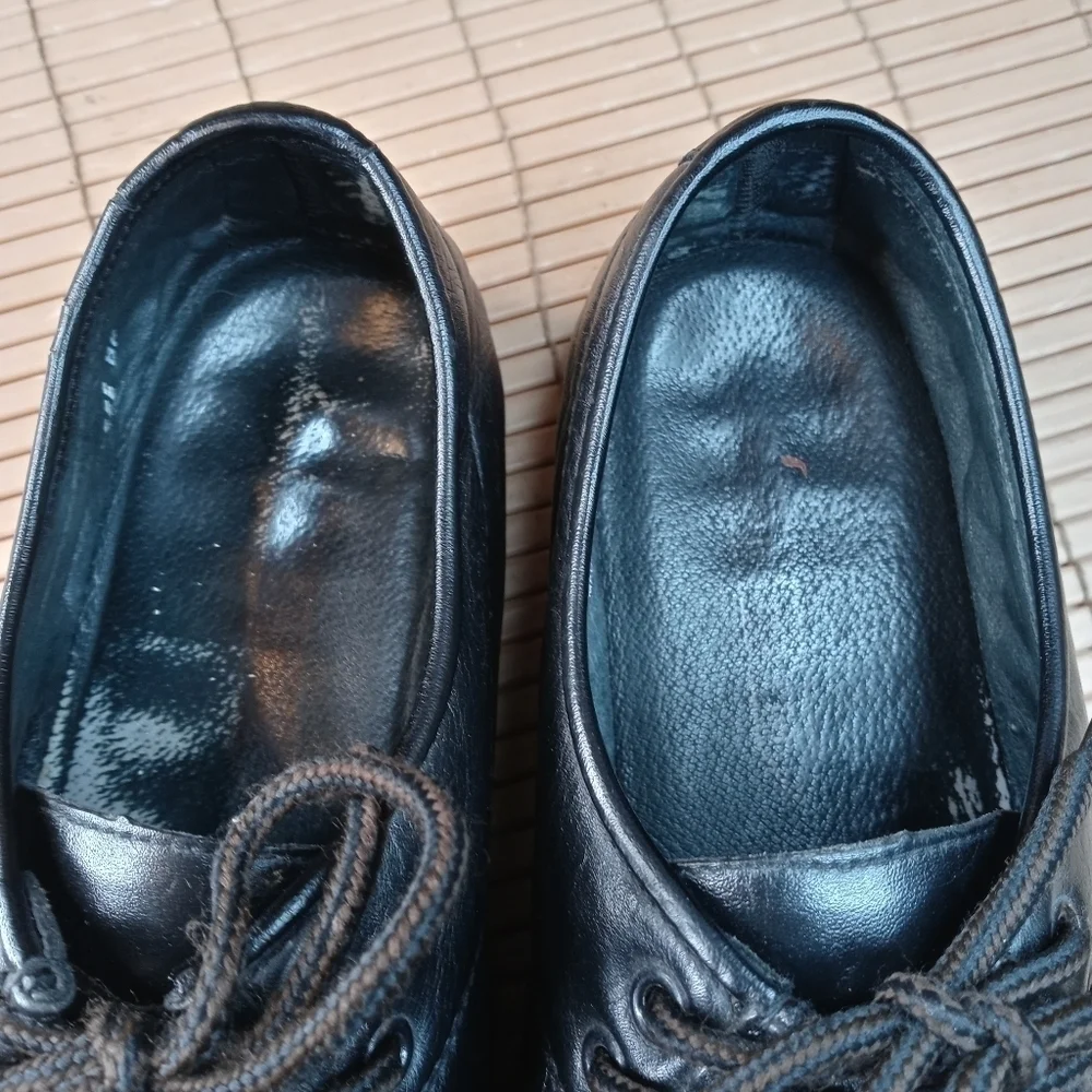 Florsheim men's black leather lace comfort walking shoes. Sz 10.5EEE. 231.1pm